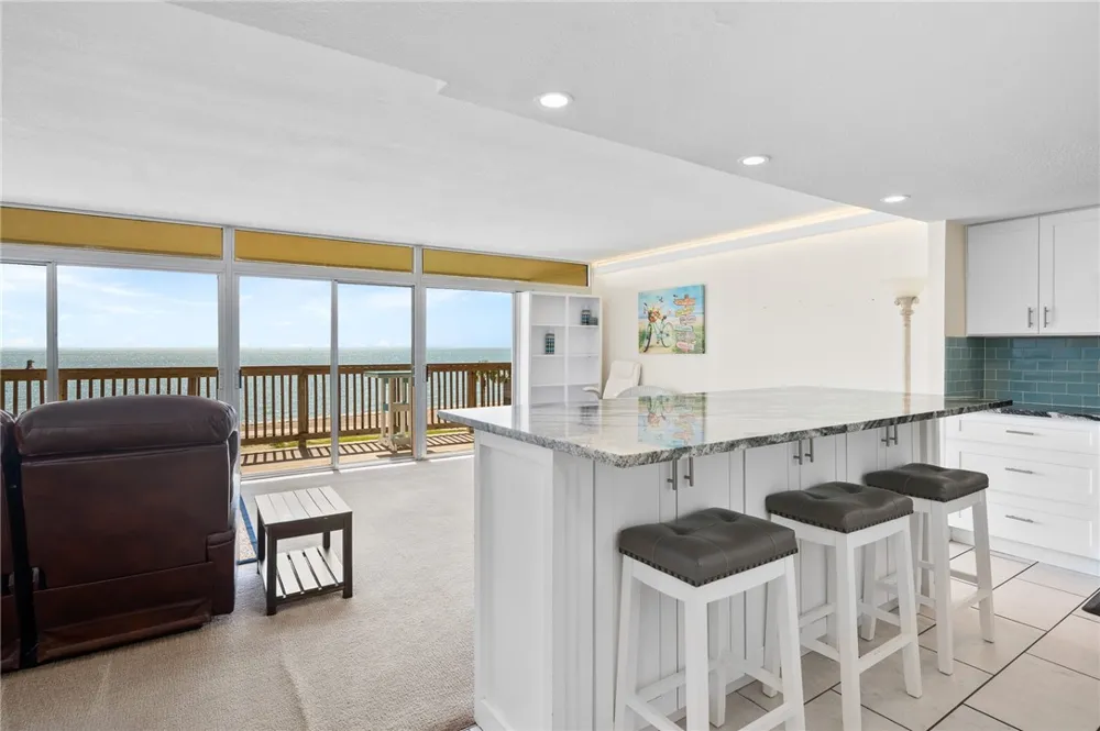 4242 Gulfbreeze Boulevard #302 Corpus Christi, TX 78402
