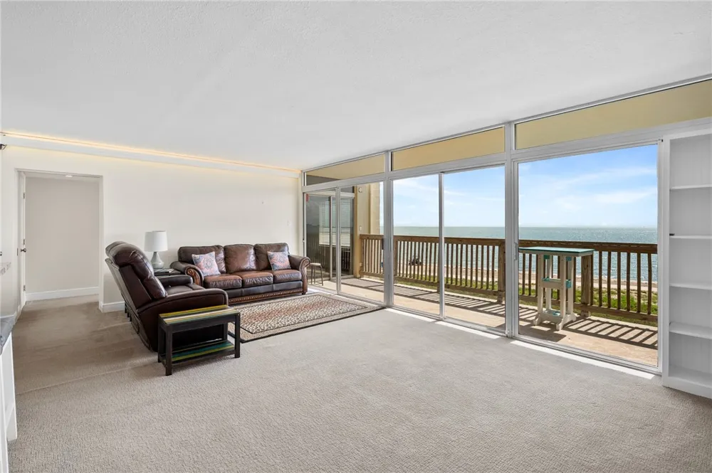 4242 Gulfbreeze Boulevard #302 Corpus Christi, TX 78402