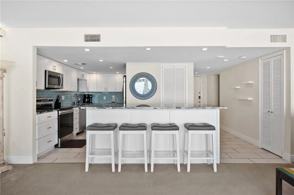 4242 Gulfbreeze Boulevard #302 Corpus Christi, TX 78402