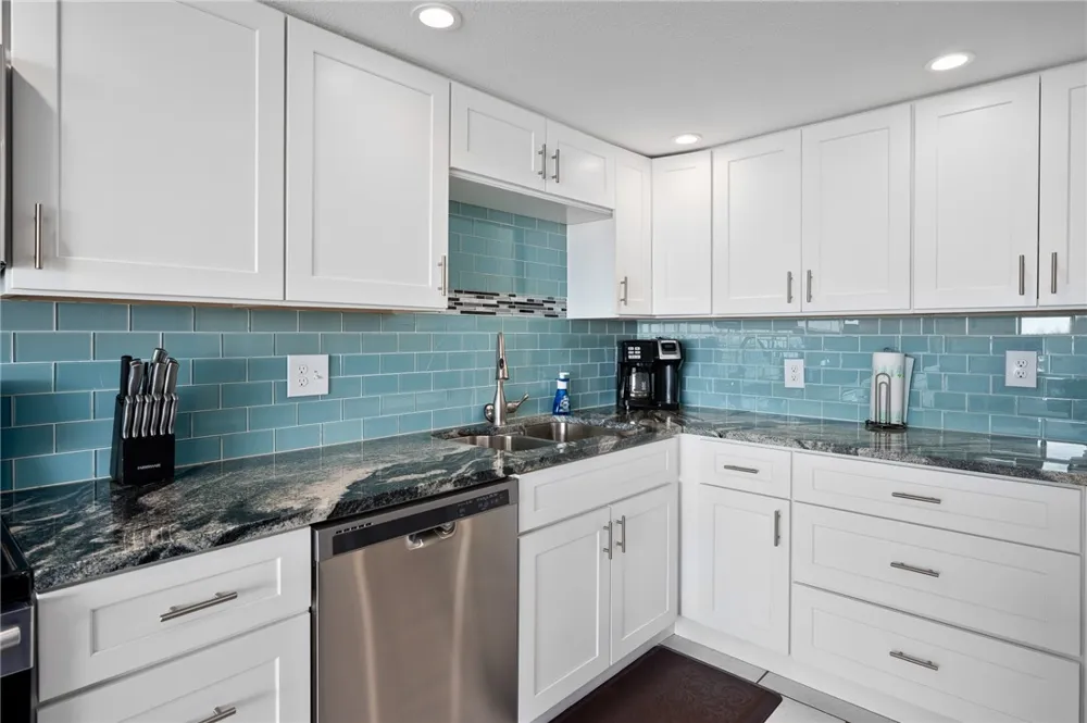 4242 Gulfbreeze Boulevard #302 Corpus Christi, TX 78402