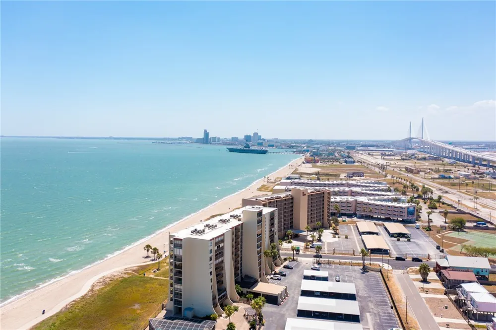 4242 Gulfbreeze Boulevard #302 Corpus Christi, TX 78402