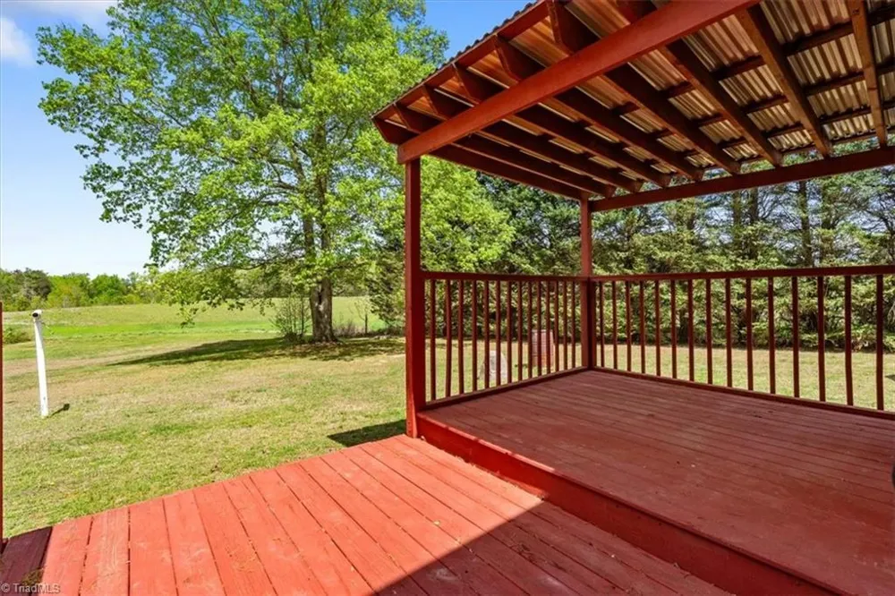 5531 Osceola Ossipee Road Browns Summit, NC 27214