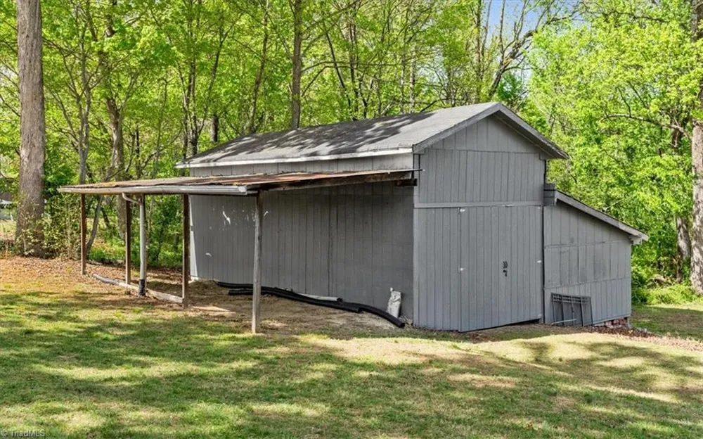 5531 Osceola Ossipee Road Browns Summit, NC 27214