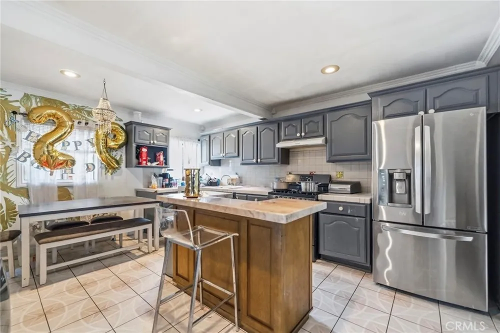 4736 Benham Avenue Baldwin Park, CA 91706