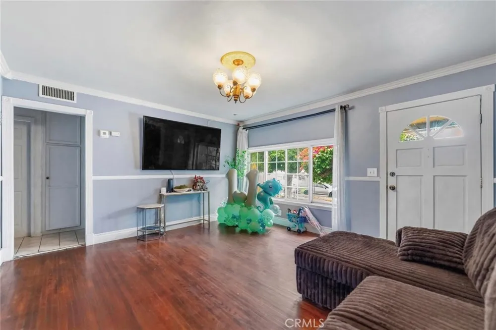 4736 Benham Avenue Baldwin Park, CA 91706