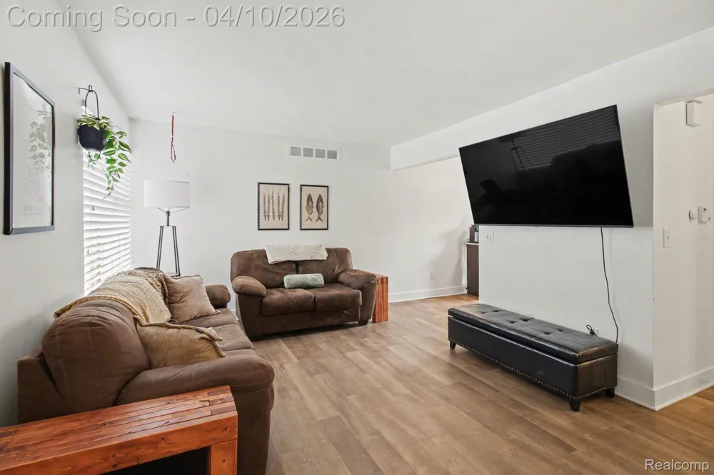 616 Rickett Road #118 Brighton City, MI 48116
