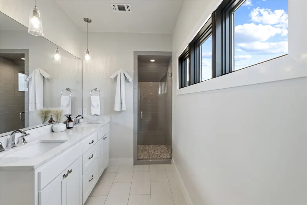 270 Ryan Joe Circle Iredell, TX 76649