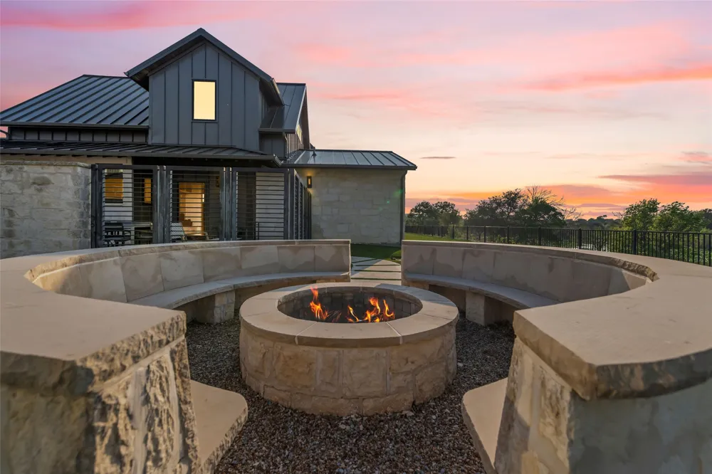 270 Ryan Joe Circle Iredell, TX 76649