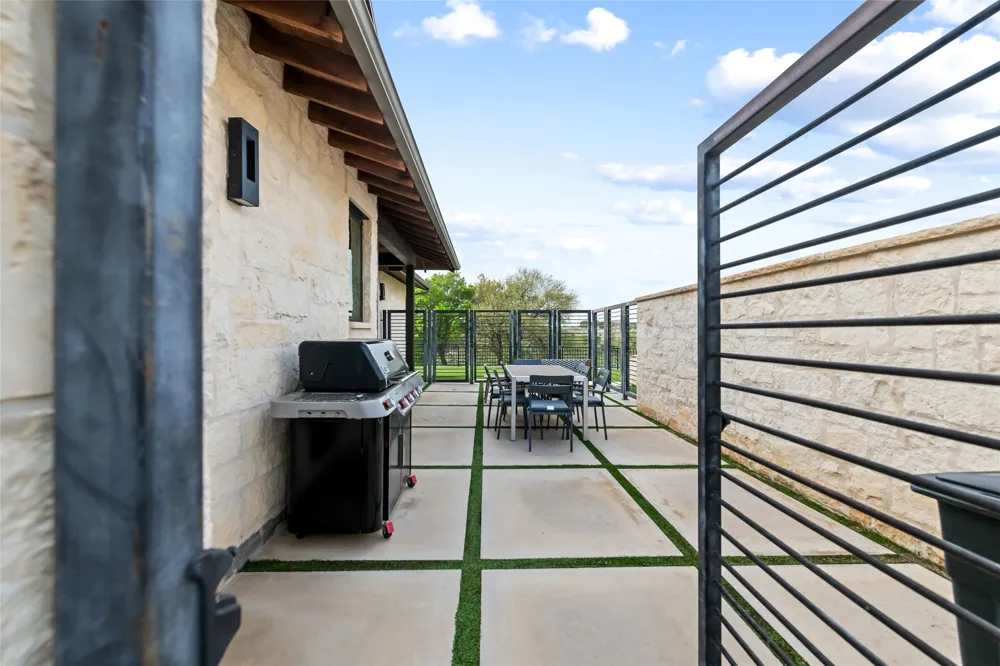 270 Ryan Joe Circle Iredell, TX 76649