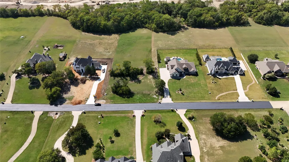 29 Lake Breeze Drive McKinney, TX 75071