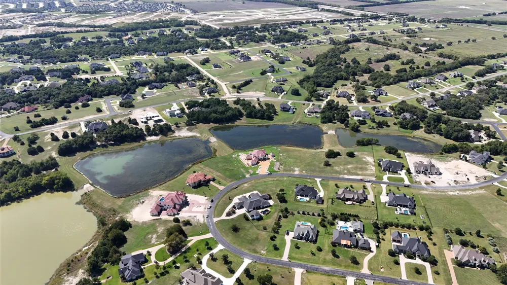 29 Lake Breeze Drive McKinney, TX 75071