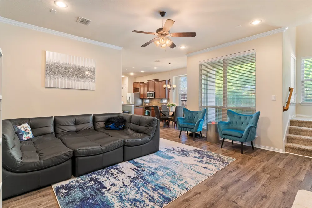 2476 Deer Run Lewisville, TX 75067