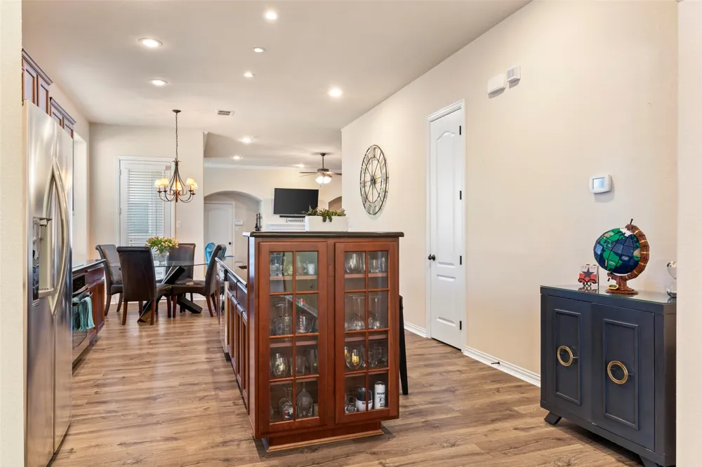 2476 Deer Run Lewisville, TX 75067