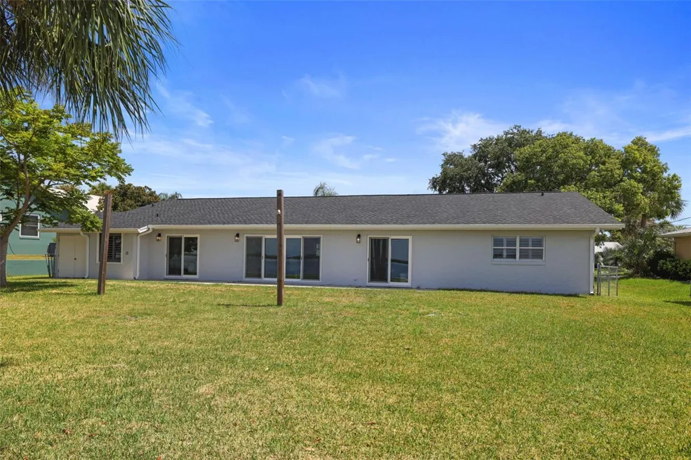 11930 W BAYSHORE DRIVE Crystal River, FL 34429