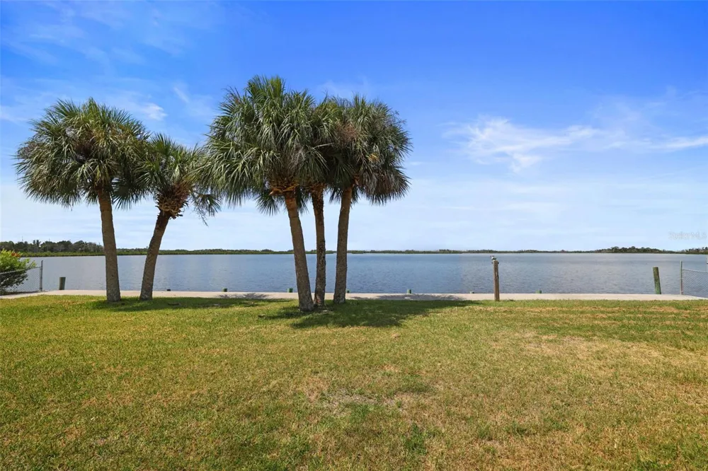 11930 W BAYSHORE DRIVE Crystal River, FL 34429