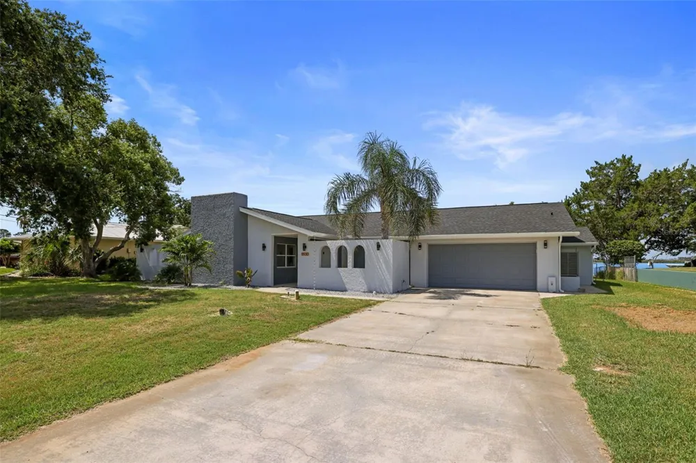 11930 W BAYSHORE DRIVE Crystal River, FL 34429
