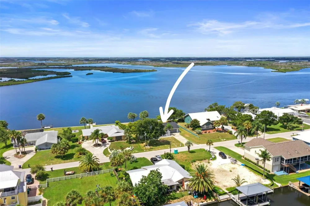 11930 W BAYSHORE DRIVE Crystal River, FL 34429