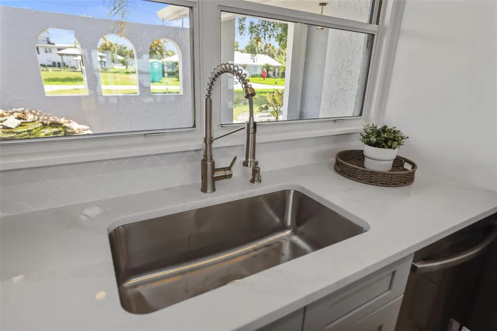 11930 W BAYSHORE DRIVE Crystal River, FL 34429