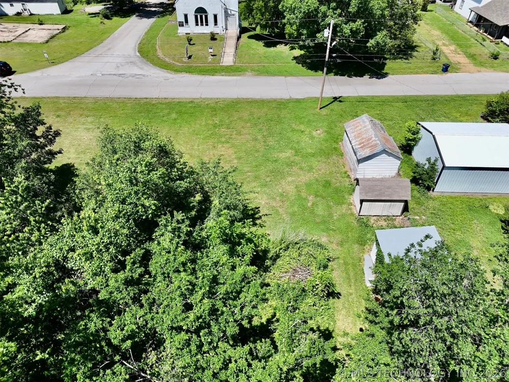210 W Frontier Street Salina, OK 74365