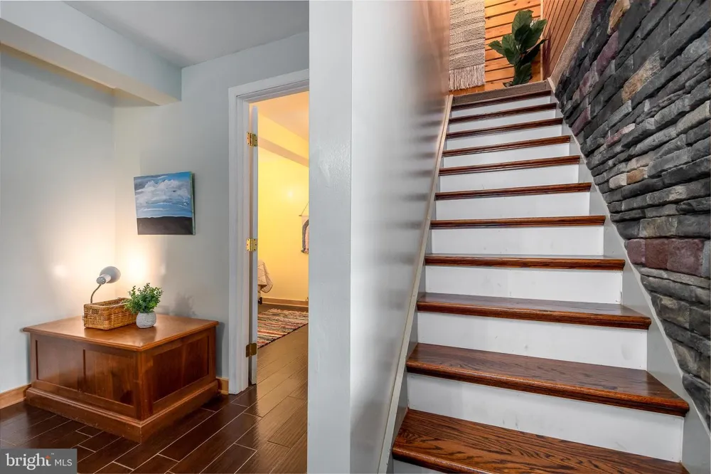 400 BEAR DRIVE E Oakland, MD 21550