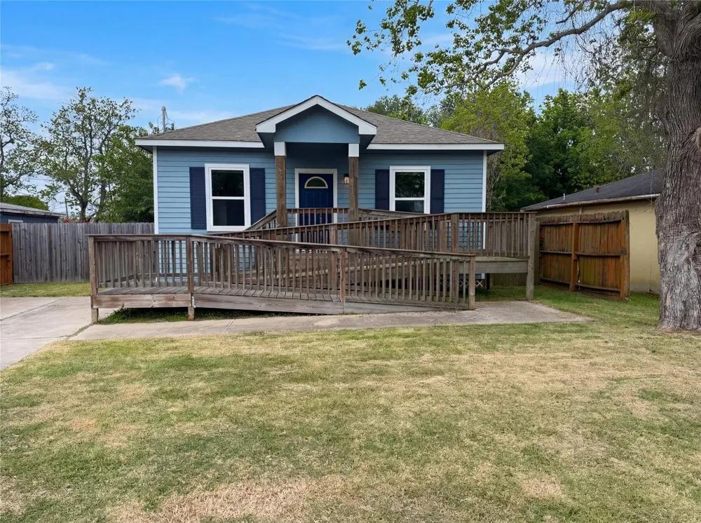 4414 Edward Street Texas City, TX 77591
