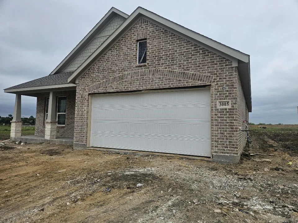 3005 Leopard Lane Ennis, TX 75119