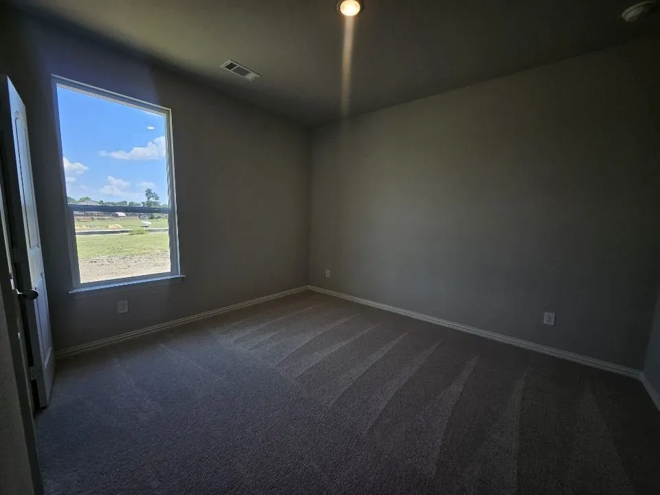 3005 Leopard Lane Ennis, TX 75119