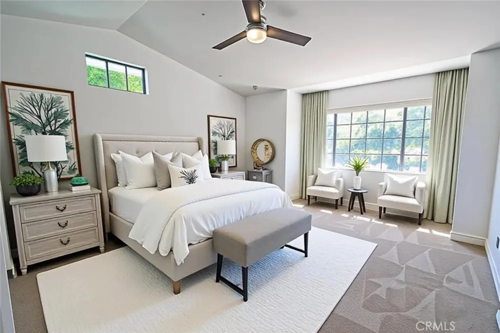 4797 Taranto Oak Park, CA 91377