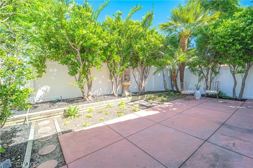4797 Taranto Oak Park, CA 91377
