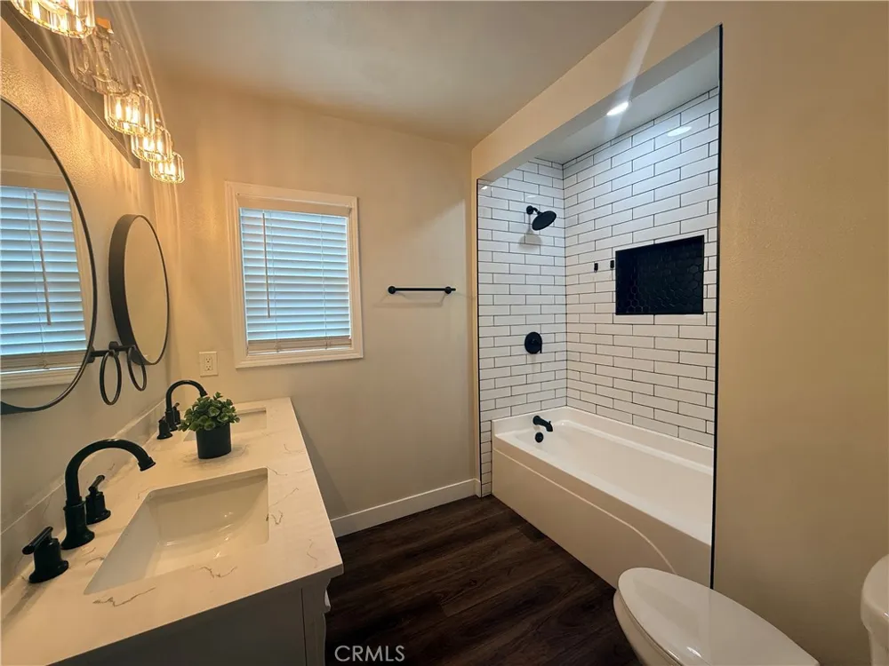 3688 Taft Riverside, CA 92503