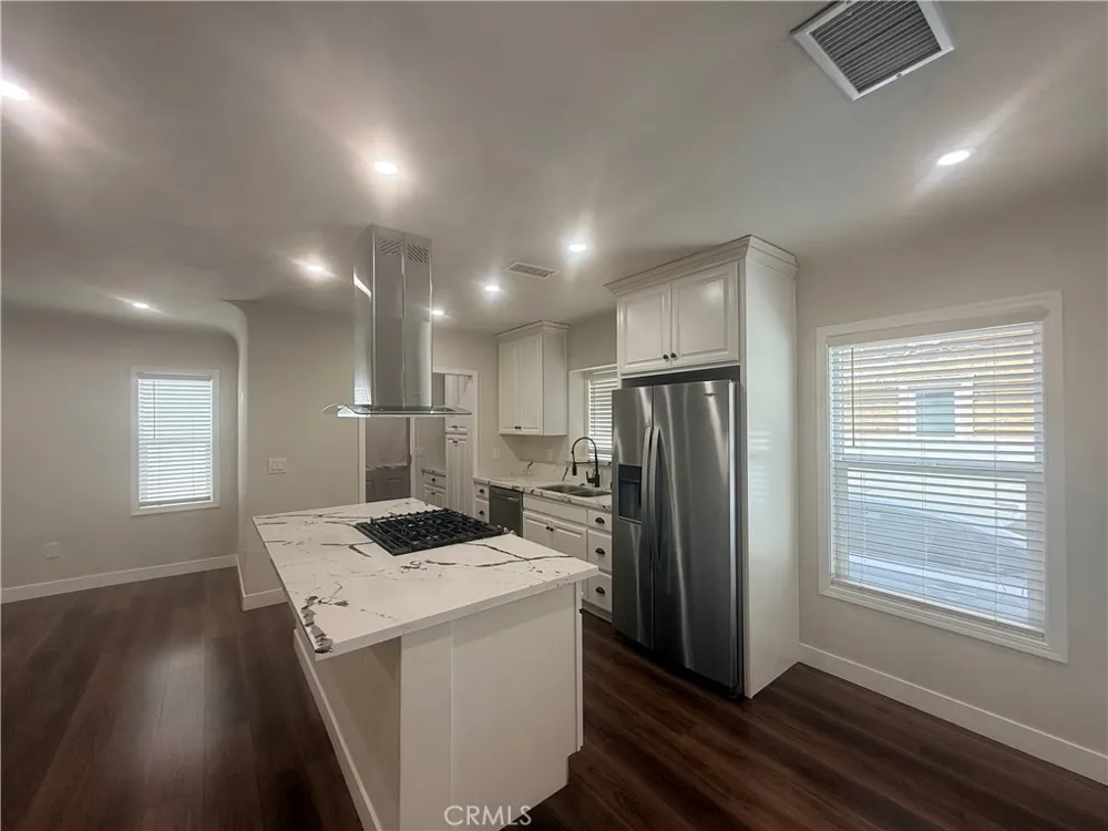 3688 Taft Riverside, CA 92503