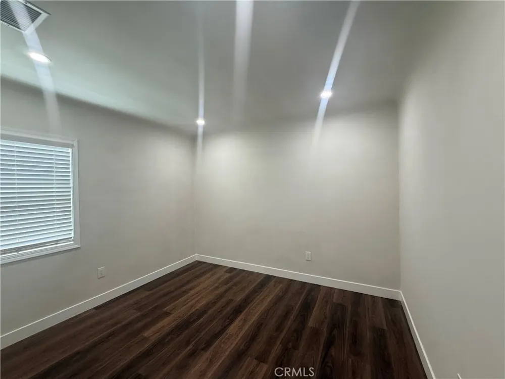3688 Taft Riverside, CA 92503