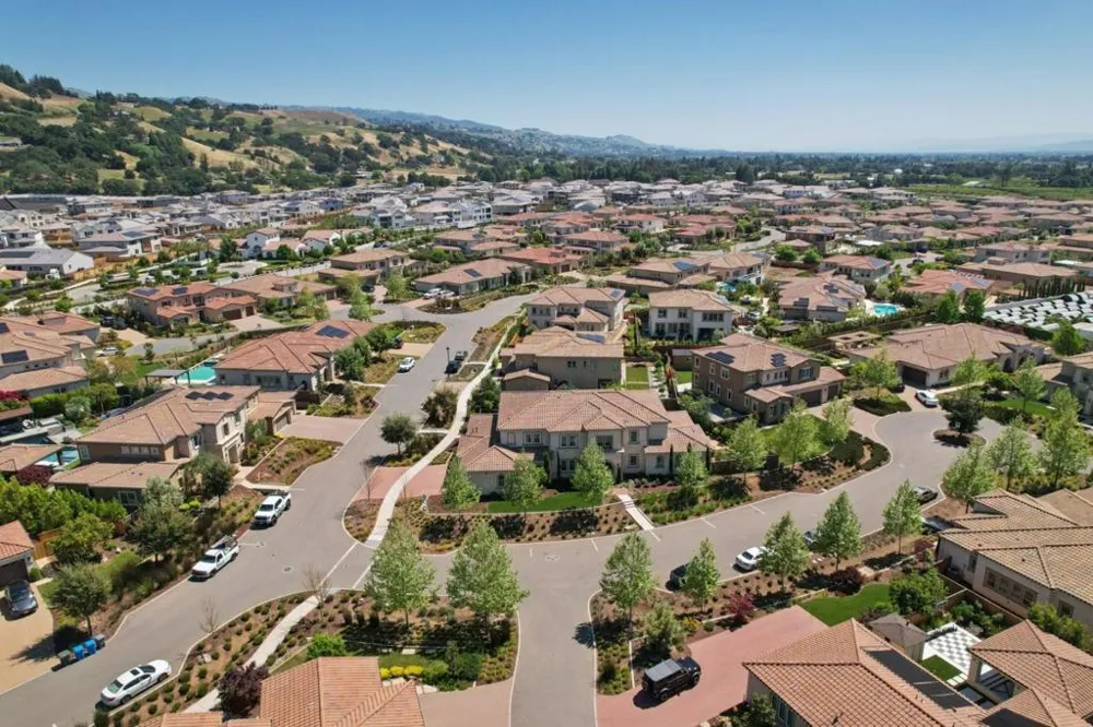 18600 Corte Arcangel Morgan Hill, CA 95037