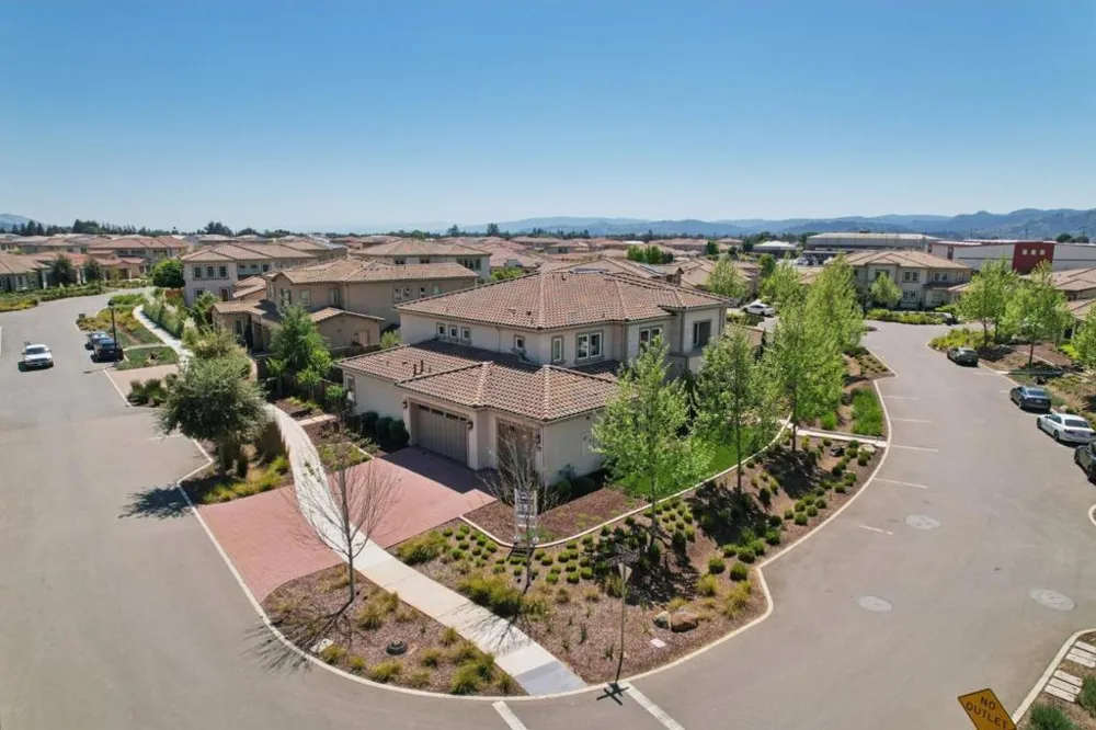 18600 Corte Arcangel Morgan Hill, CA 95037
