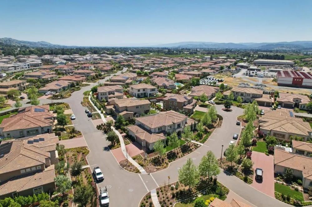 18600 Corte Arcangel Morgan Hill, CA 95037