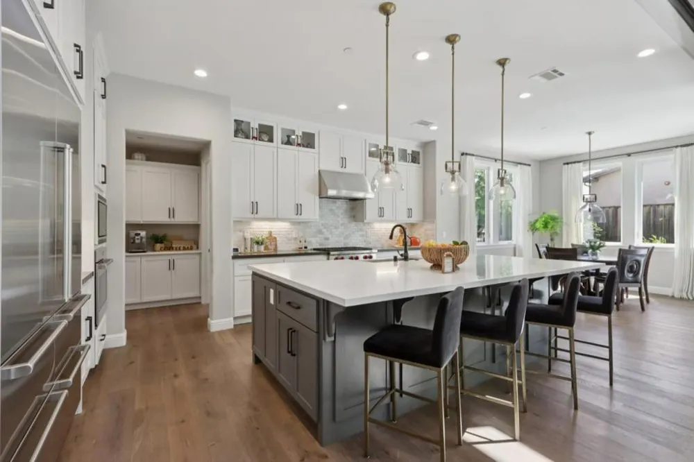 18600 Corte Arcangel Morgan Hill, CA 95037