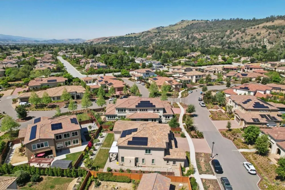 18600 Corte Arcangel Morgan Hill, CA 95037