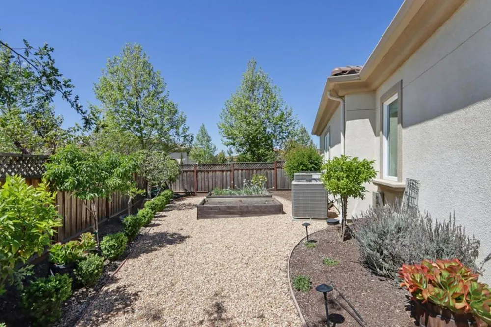 18600 Corte Arcangel Morgan Hill, CA 95037