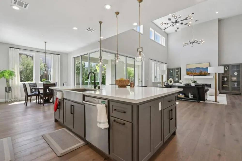18600 Corte Arcangel Morgan Hill, CA 95037