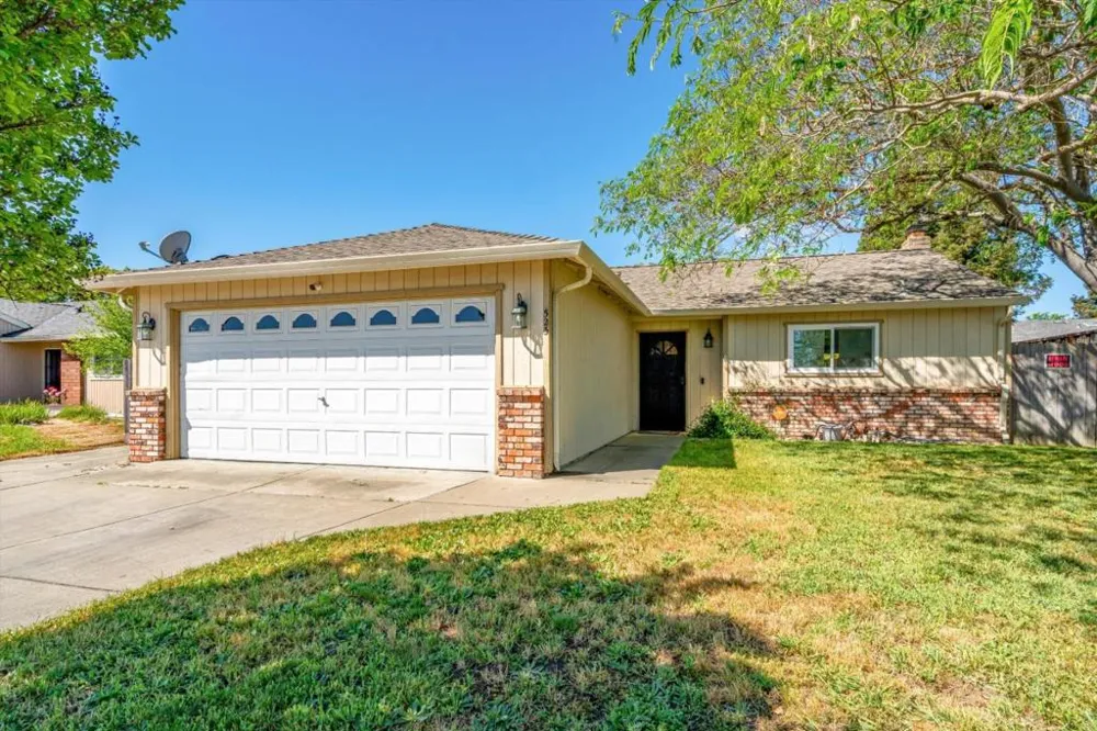 523 Thomas Circle Suisun City, CA 94585