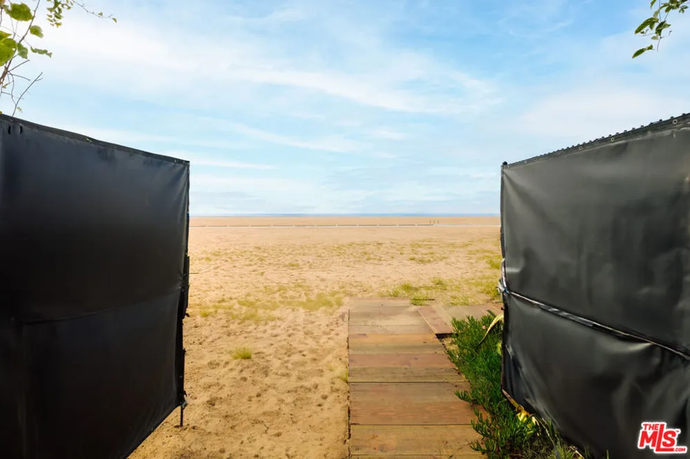 936 Palisades Beach Road Santa Monica, CA 90403