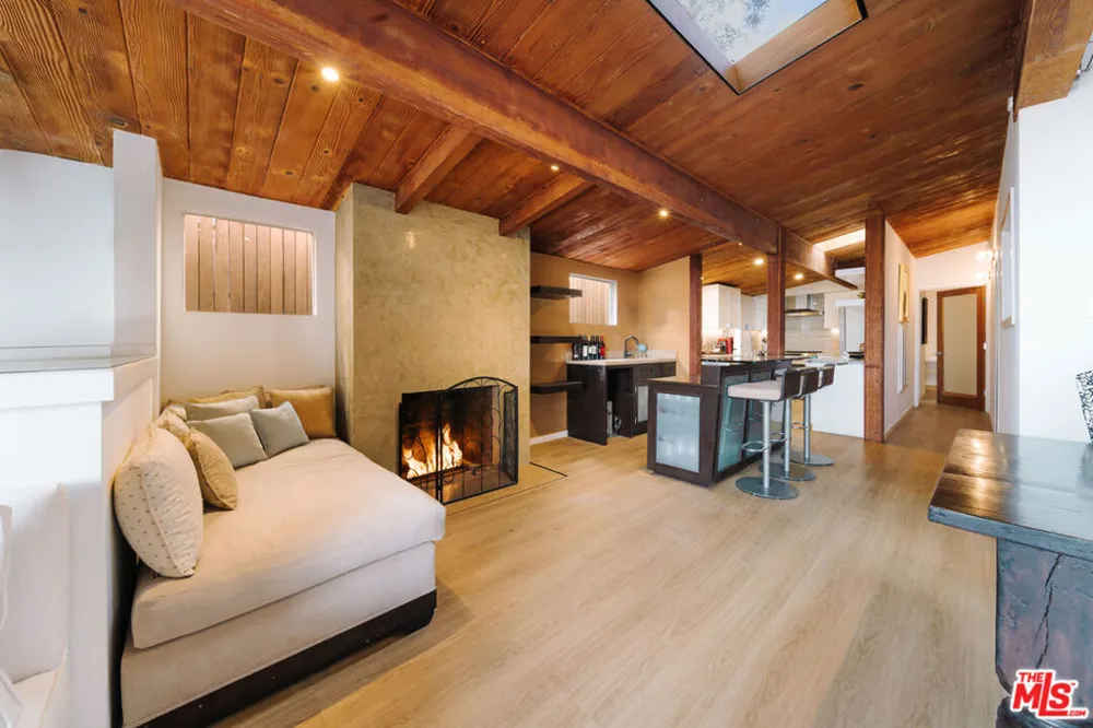 936 Palisades Beach Road Santa Monica, CA 90403