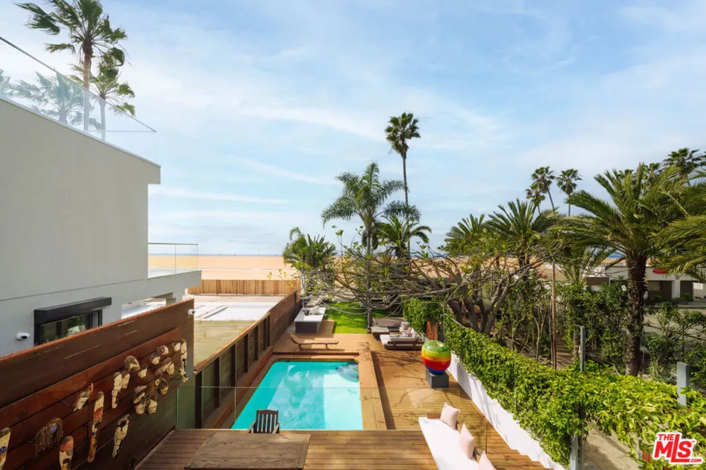 936 Palisades Beach Road Santa Monica, CA 90403