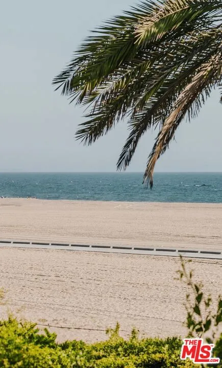 936 Palisades Beach Road Santa Monica, CA 90403