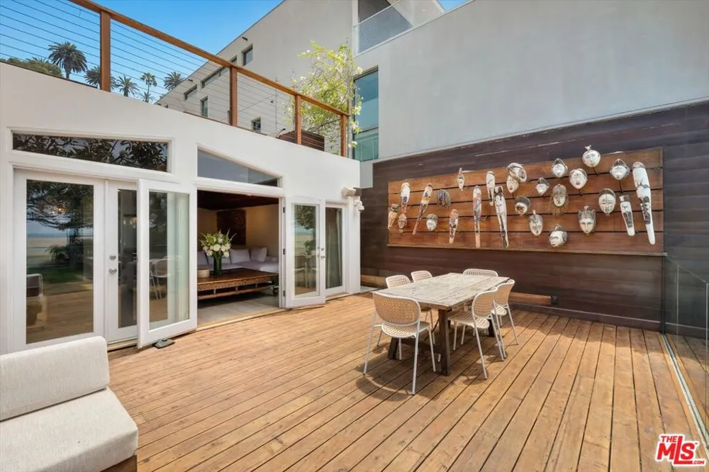 936 Palisades Beach Road Santa Monica, CA 90403