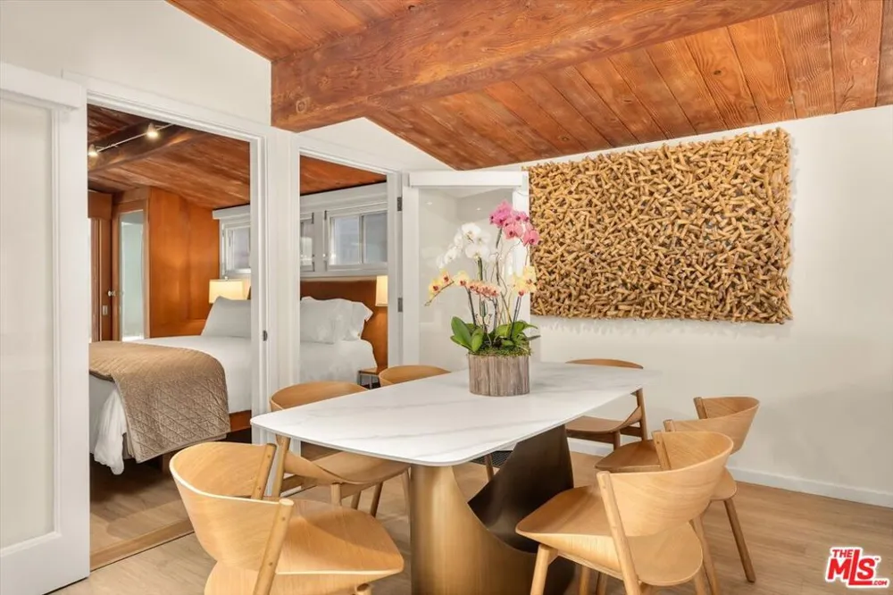 936 Palisades Beach Road Santa Monica, CA 90403