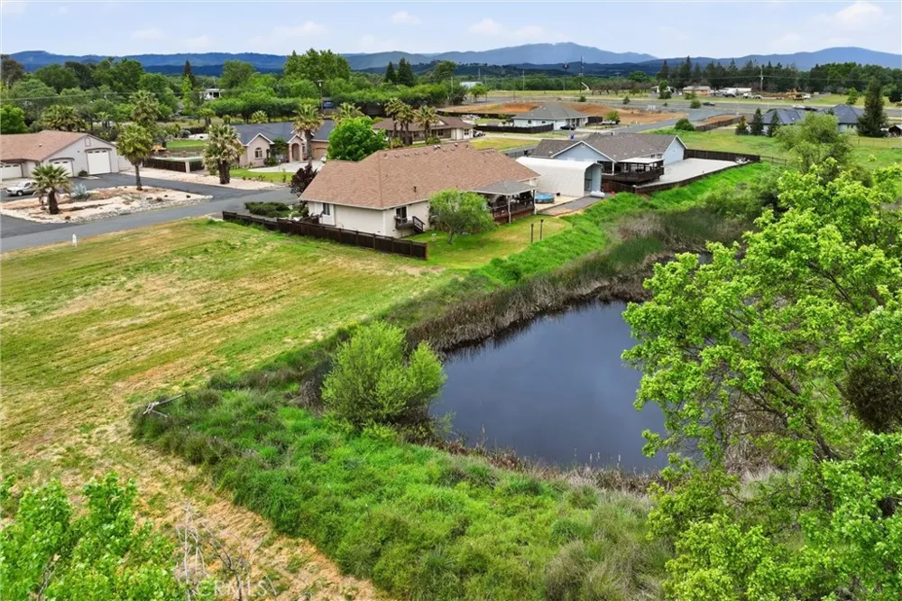 1100 Oak Park Lakeport, CA 95453