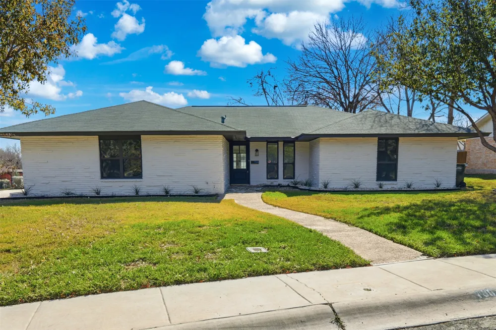 100 Howard Drive Schertz, TX 78154