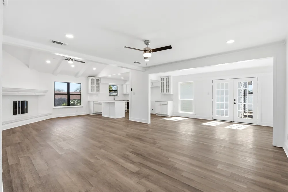 100 Howard Drive Schertz, TX 78154