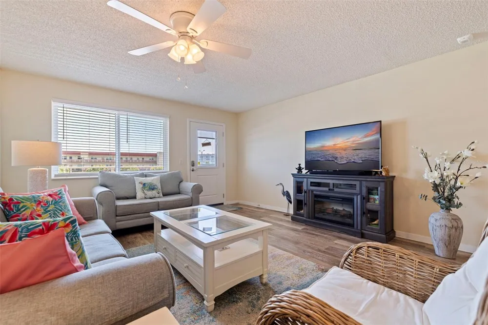 2960 59TH STREET S #210 Gulfport, FL 33707